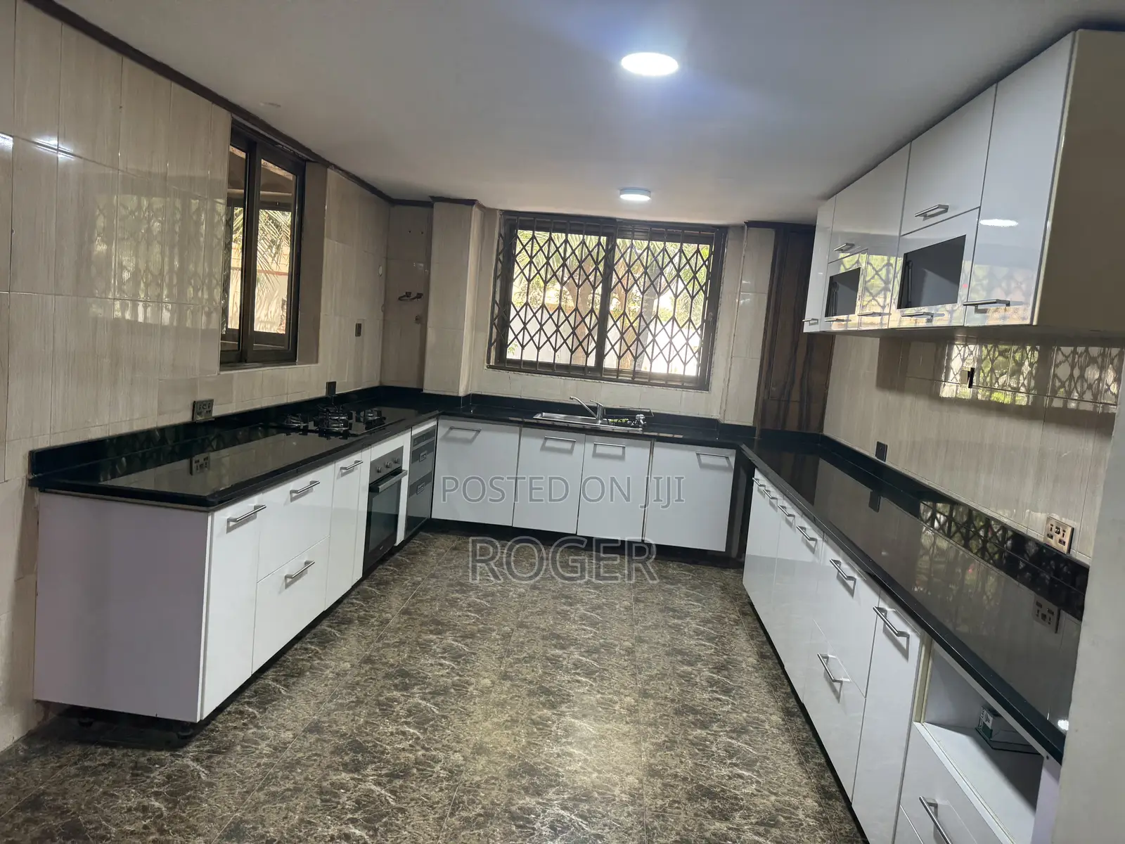8 Bedroom Office Space for Rent at Cantonment