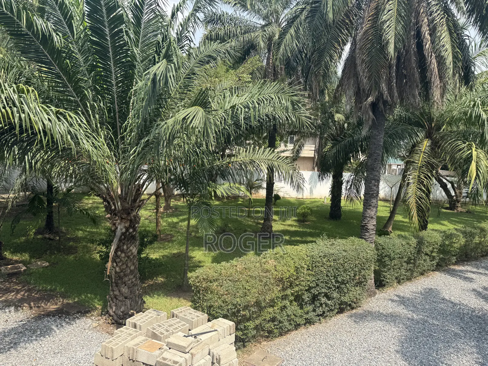 8 Bedroom Office Space for Rent at Cantonment