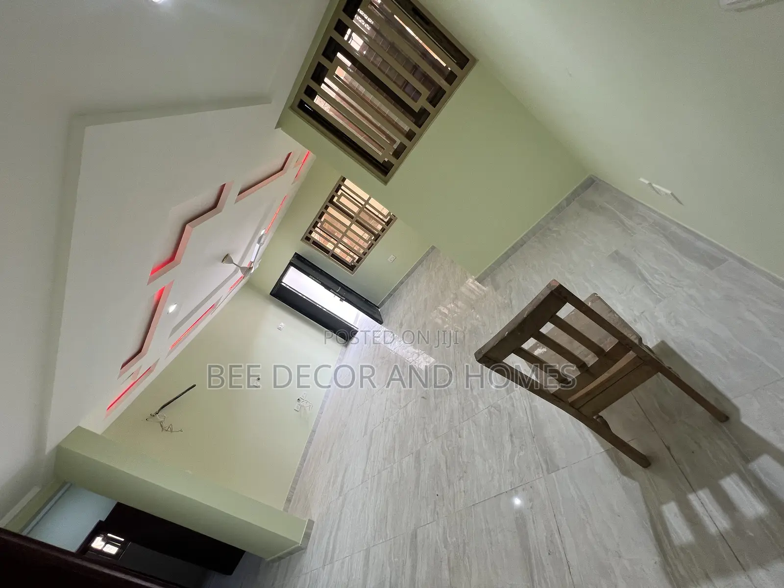 3bdrm Apartment in Bee Decor & Homes, Old Ashomang for rent
