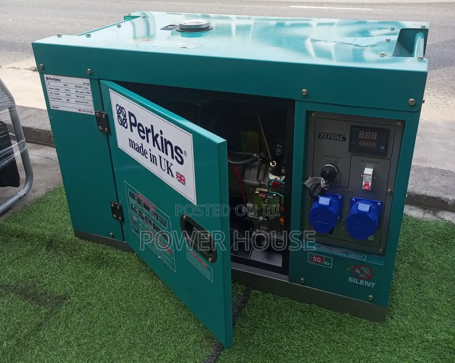 Enjoyable UK Generator 15kva Perkins Generator 16500w 230v