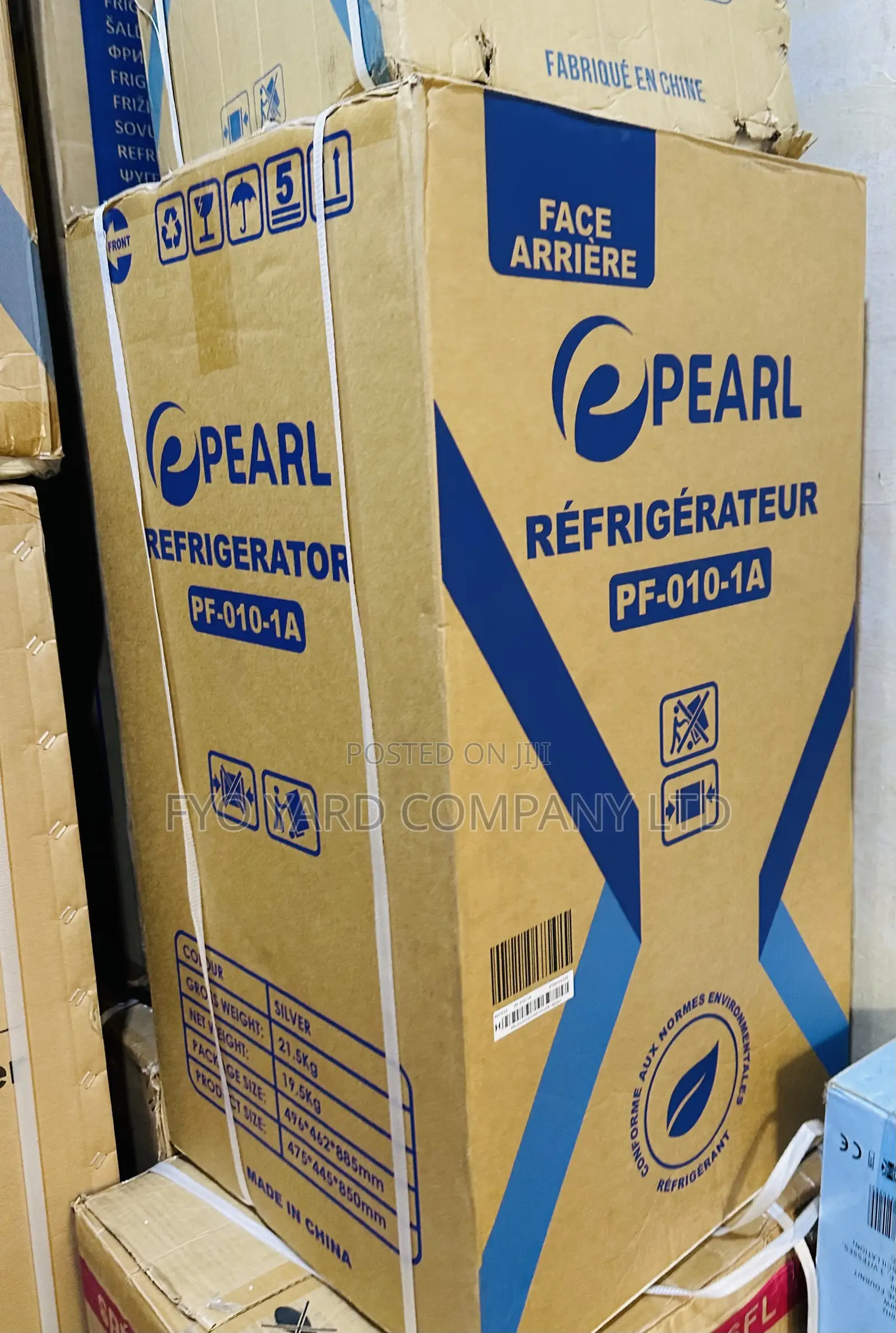 Pearl Fridge 90L Combines Both a Refrigerator and a Freezer