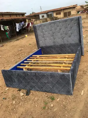 Ultimate Double Bedframe (60x80)// Free Delivery
