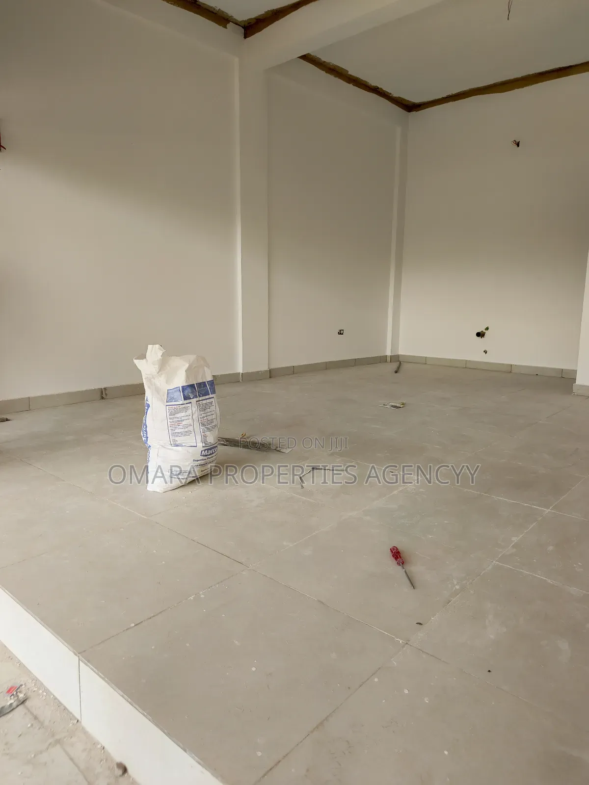 Shop for Rent at Dome