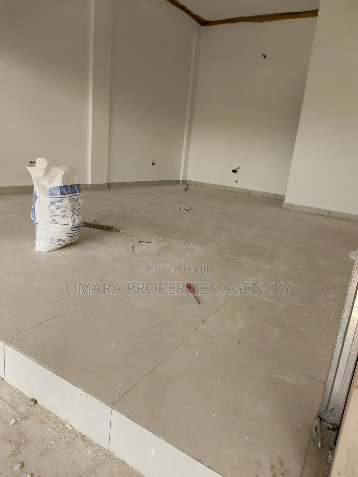 Shop for Rent at Dome