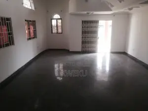 5bdrm House in Seedovproperties, Spintex for rent