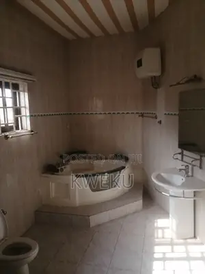 5bdrm House in Seedovproperties, Spintex for rent