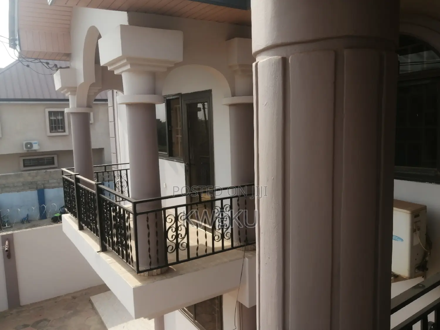 5bdrm House in Seedovproperties, Spintex for rent