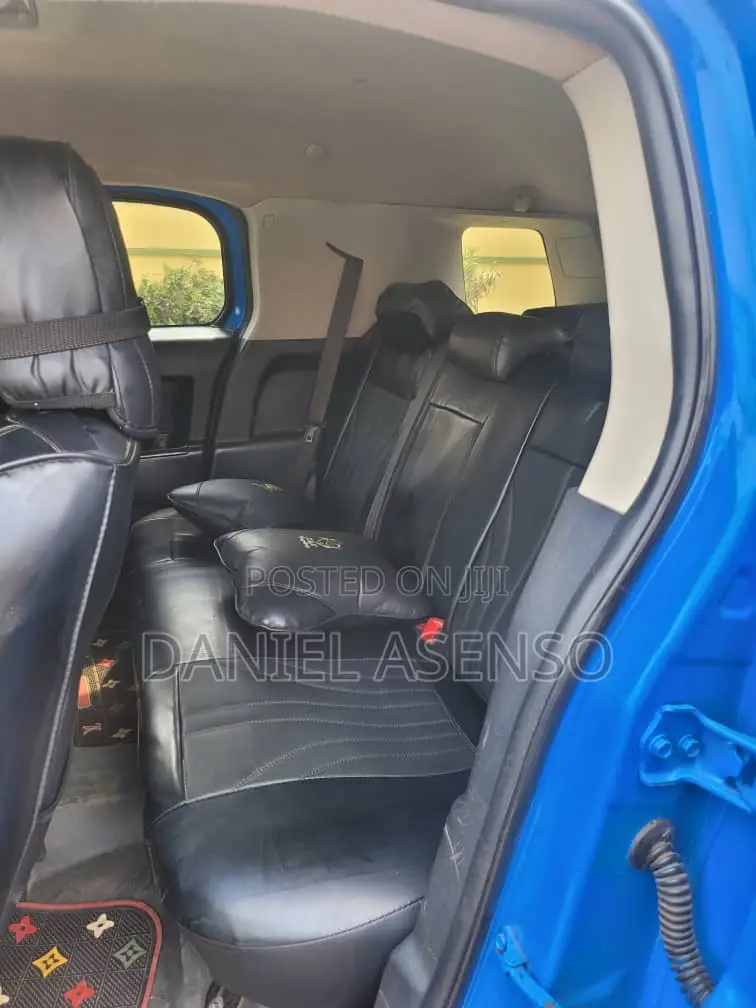Toyota FJ Cruiser 2010 Blue