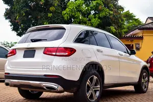 Mercedes-Benz GLC-Class 2019 White