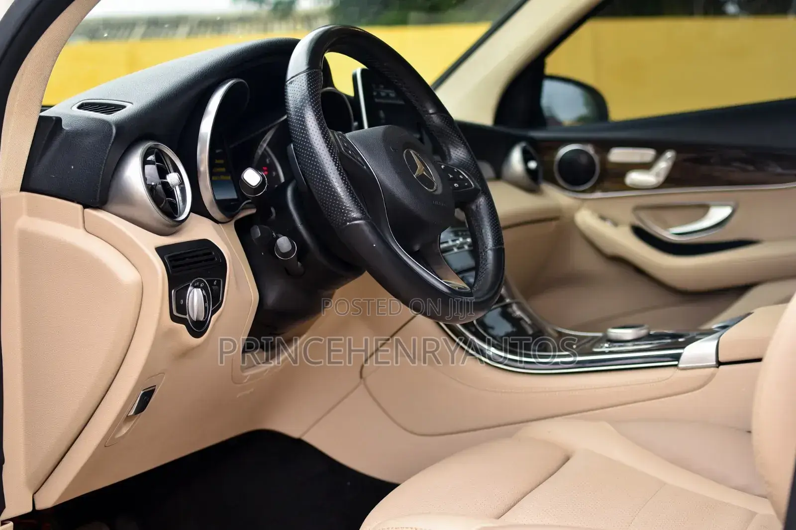 Mercedes-Benz GLC-Class 2019 White