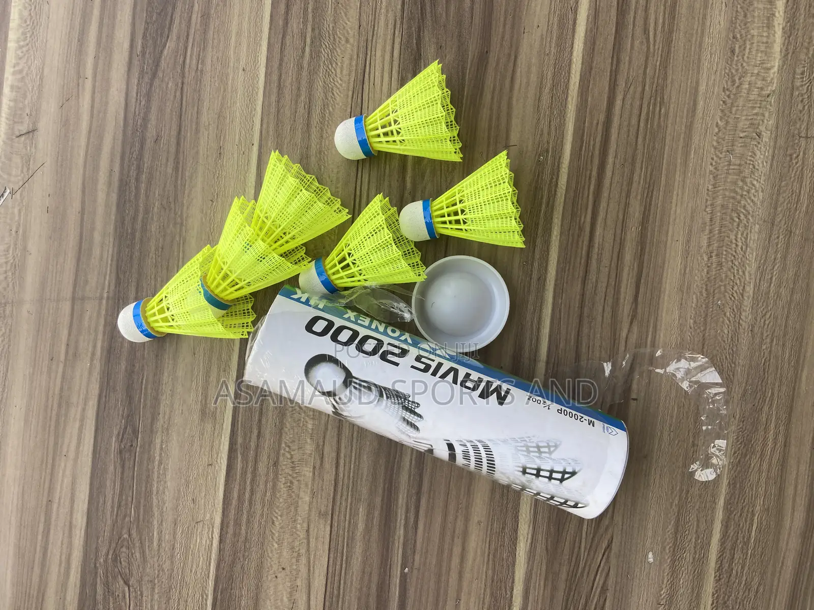 Original Shuttlecock 6 Pieces Available at Cool Price