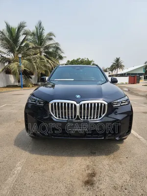 Photo - BMW X5 M60i 2024 Black