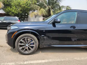 BMW X5 M60i 2024 Black