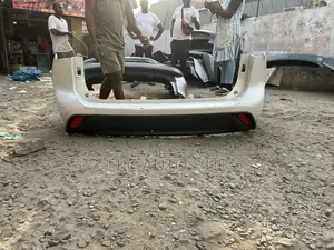 Highlander 2021 2022 Back Bumper Complete
