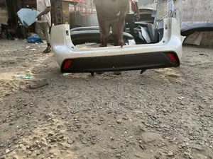 Highlander 2021 2022 Back Bumper Complete