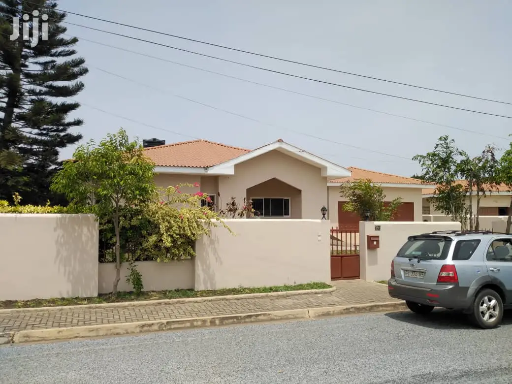 3bdrm House in Bronko Housing, Accra Metropolitan for rent