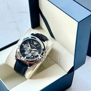 Photo - Design Leather Watch