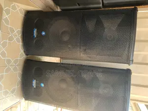 Mackie SR1530Z Active Speaker