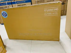 Flat Samsung 43”— Crystal Uhd