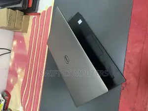 Laptop Dell Precision 15 5520 16GB Intel Core i7 SSD 512GB