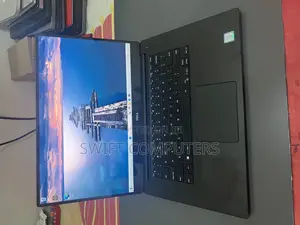 Laptop Dell Precision 15 5520 16GB Intel Core i7 SSD 512GB