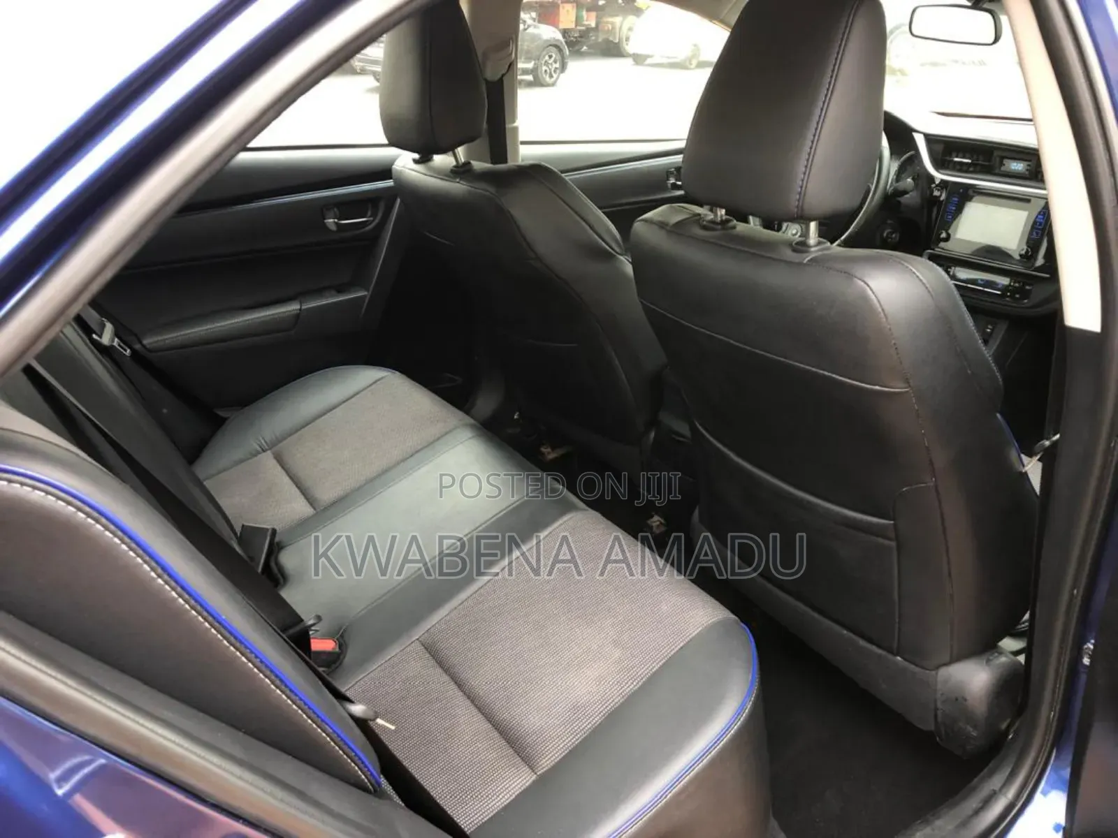 Toyota Corolla SE 4dr Sedan (1.8L 4cyl CVT) 2017 Blue