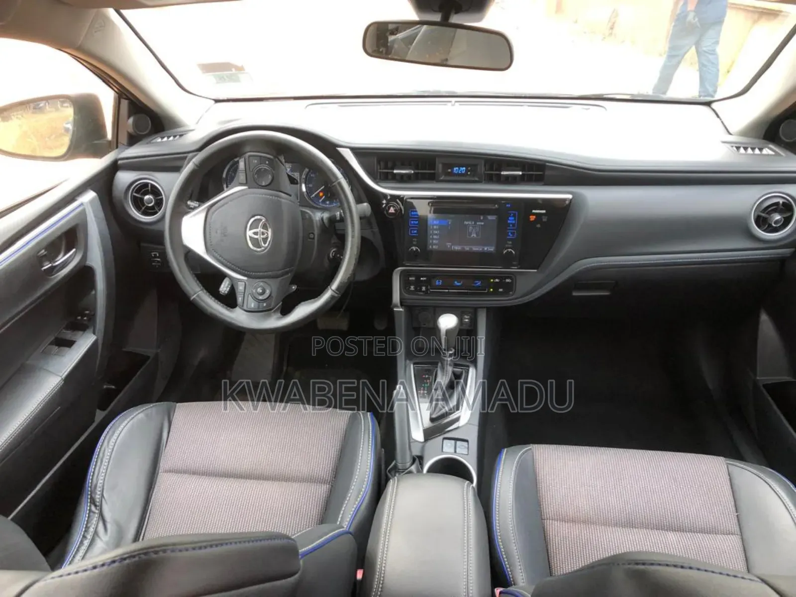 Toyota Corolla SE 4dr Sedan (1.8L 4cyl CVT) 2017 Blue