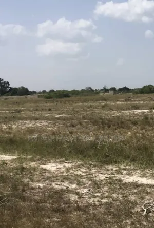 Gorgeous Site! Perfect Location Out of Accra - Secure Now!