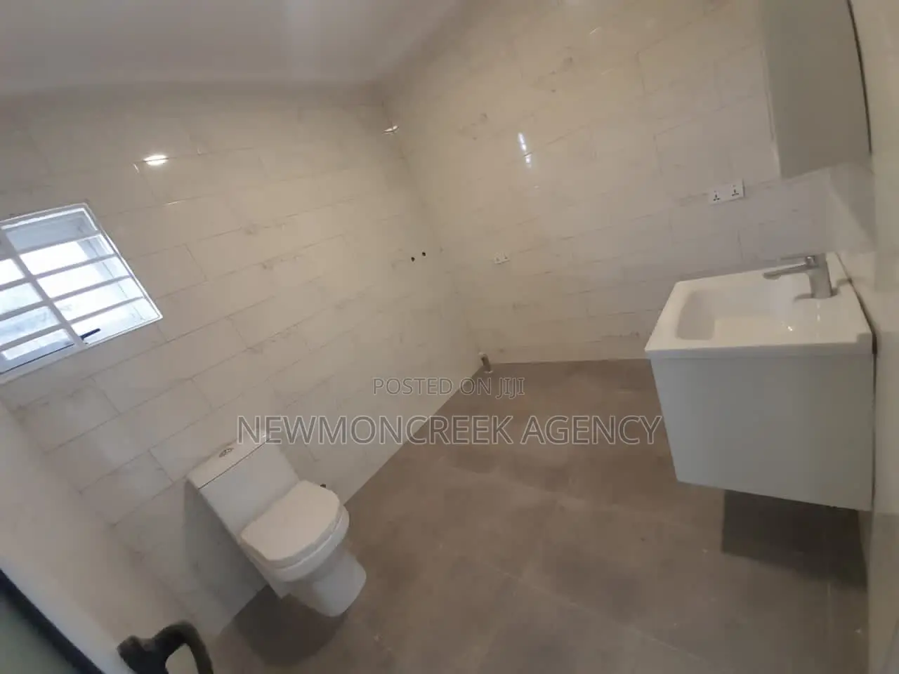 4bdrm Duplex in Adenta,Malejor, Accra Metropolitan for sale