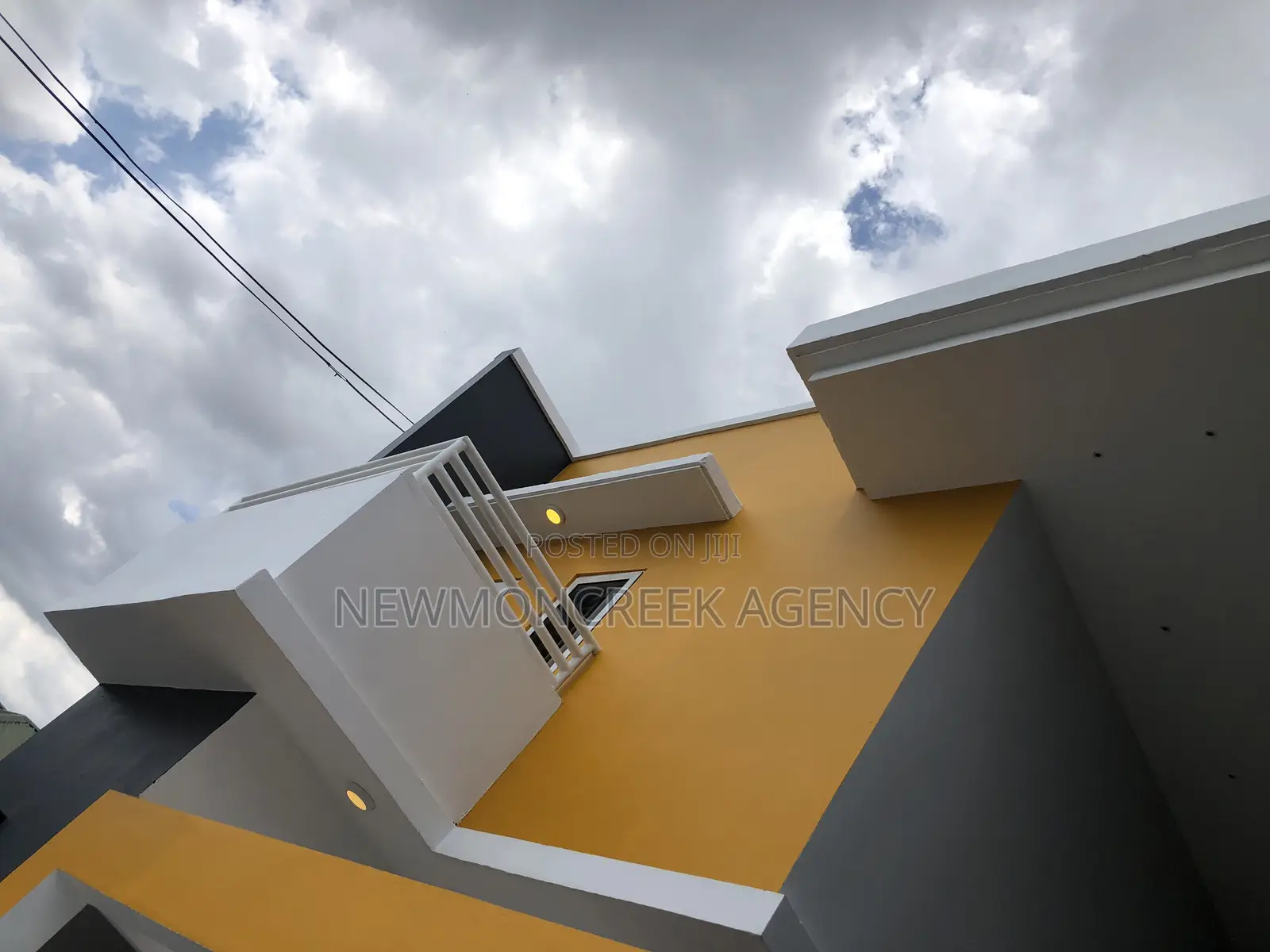 4bdrm Duplex in Adenta,Malejor, Accra Metropolitan for sale