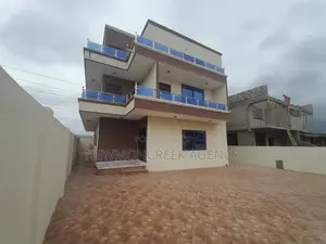 4bdrm Duplex in Gated Estate,Oyarifa, Accra Metropolitan for sale