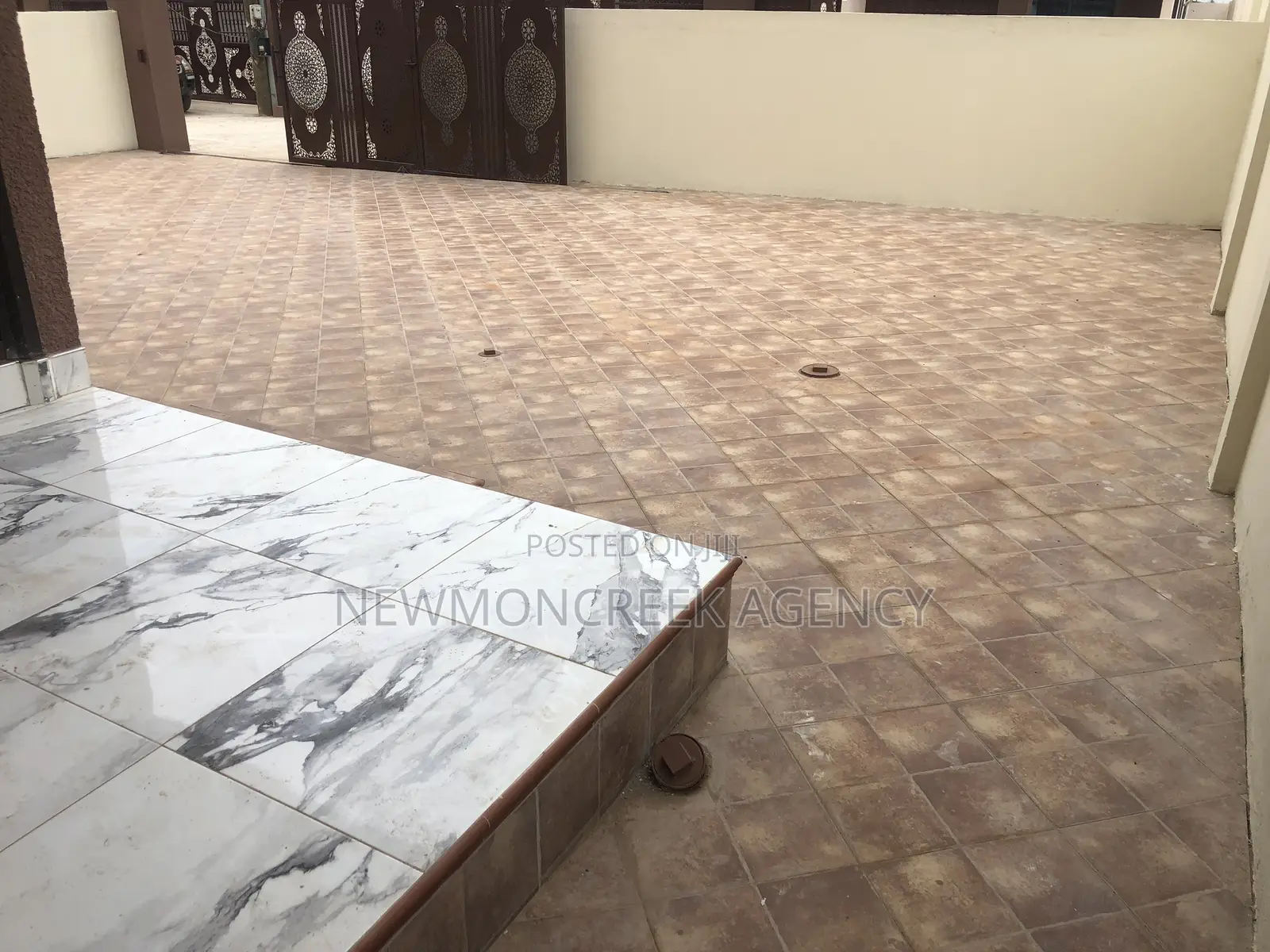 4bdrm Duplex in Gated Estate,Oyarifa, Accra Metropolitan for sale