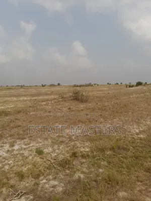 Flat Land: Titled Lands Available