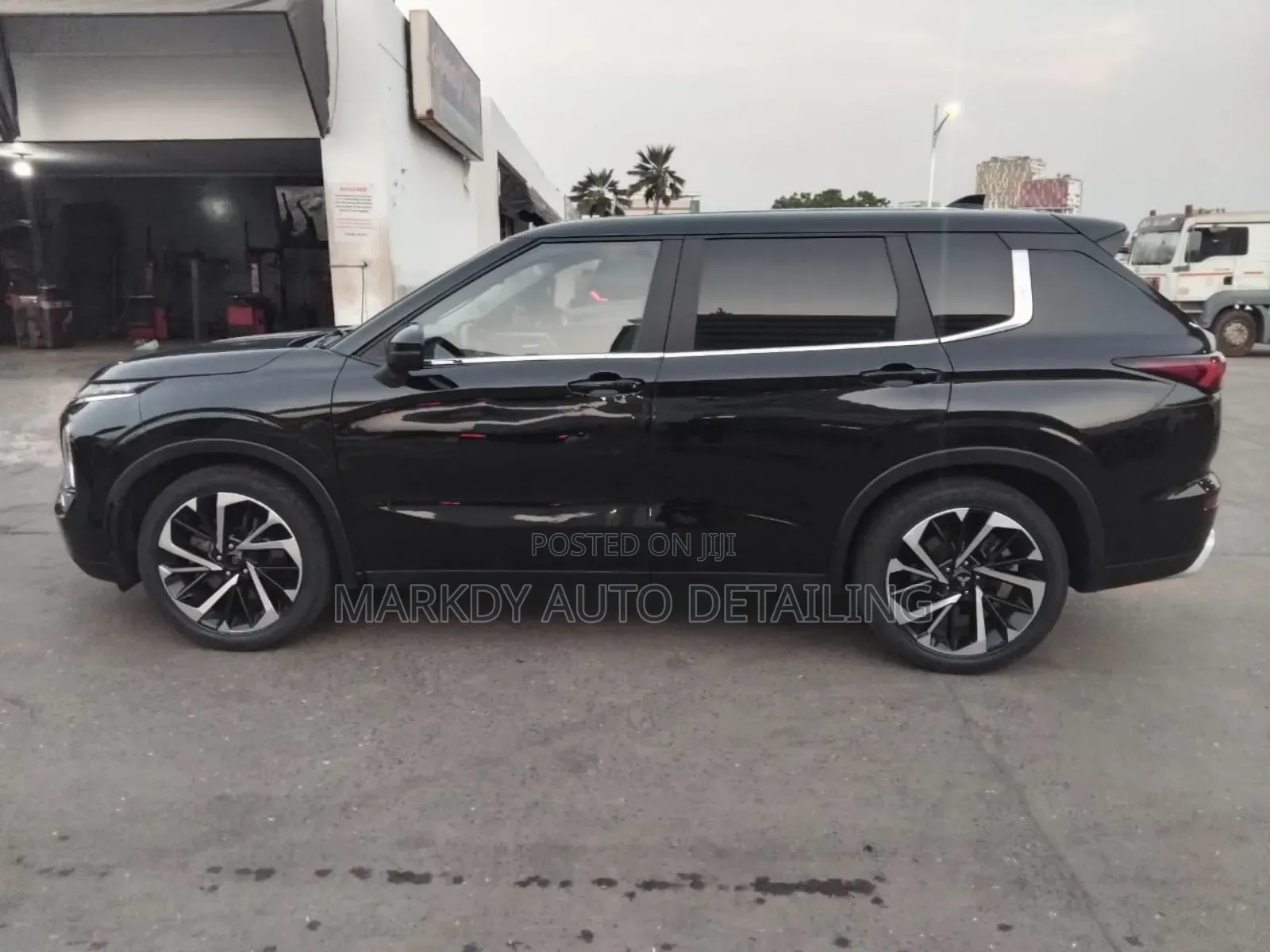 Mitsubishi Outlander 2020 Black