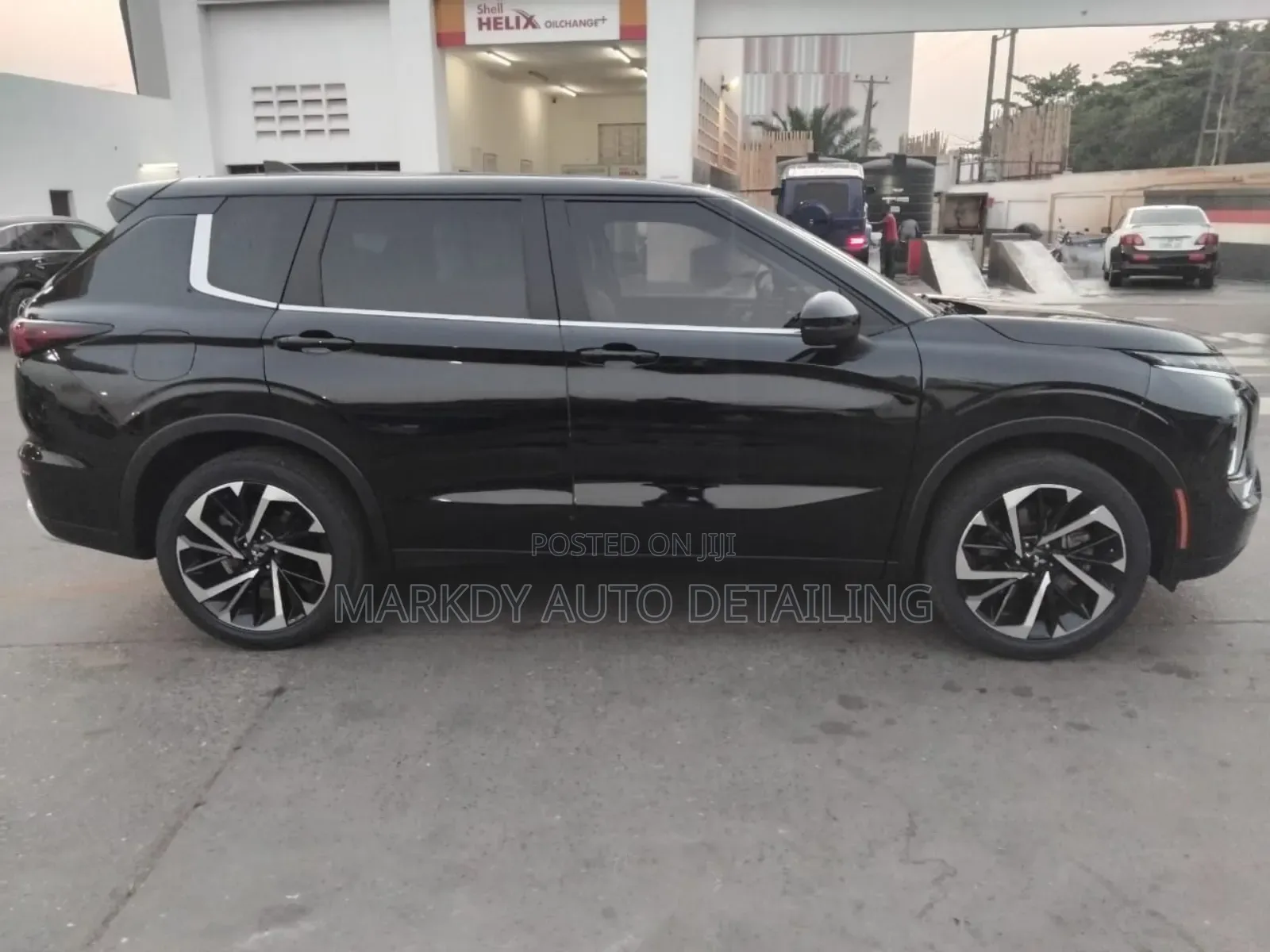 Mitsubishi Outlander 2020 Black