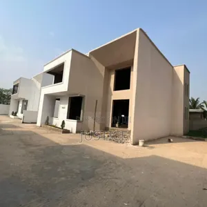 4bdrm Duplex in Ablekuma, Manhean for sale