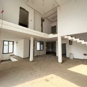 4bdrm Duplex in Ablekuma, Manhean for sale