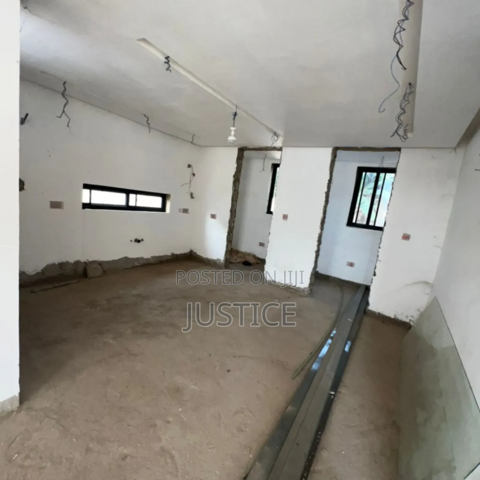 4bdrm Duplex in Ablekuma, Manhean for sale