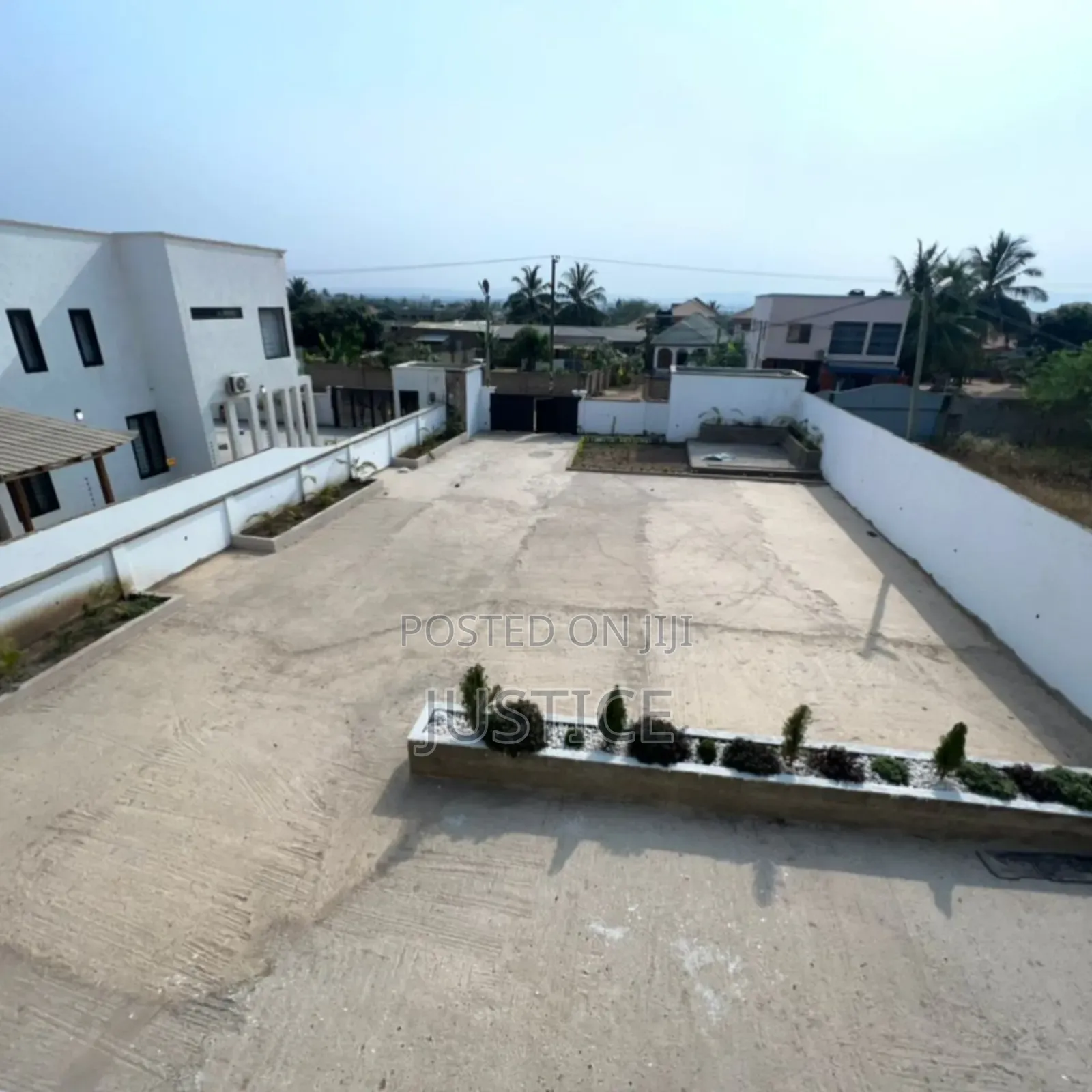 4bdrm Duplex in Ablekuma, Manhean for sale