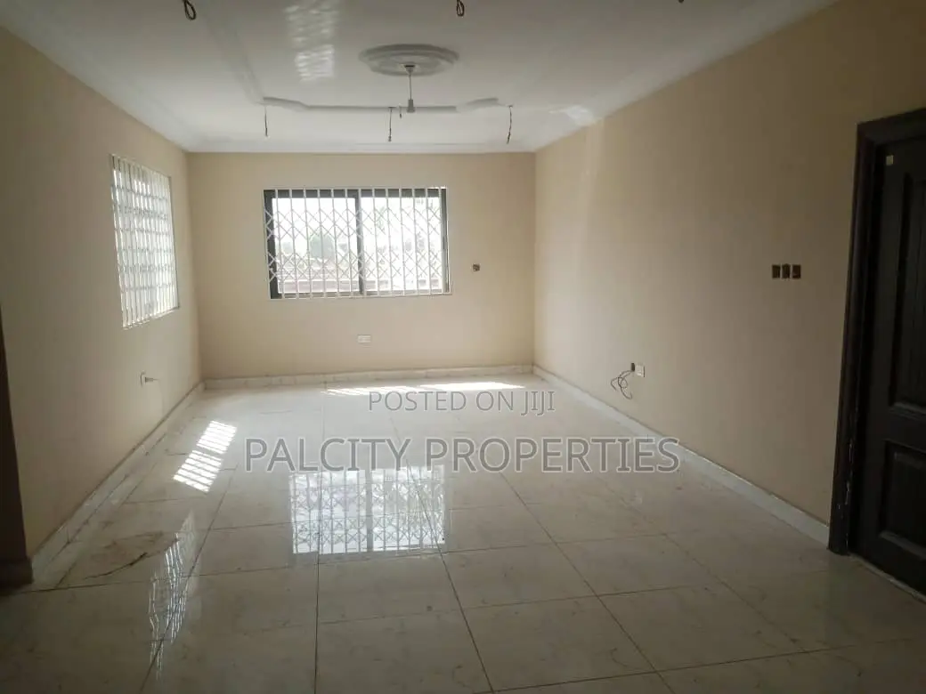 2bdrm Apartment in Kenyase Abirem, Kumasi Metropolitan for rent