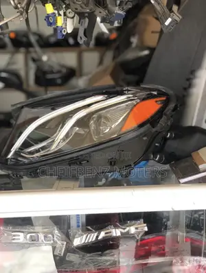 Mercedes Benz E300 Headlight Available