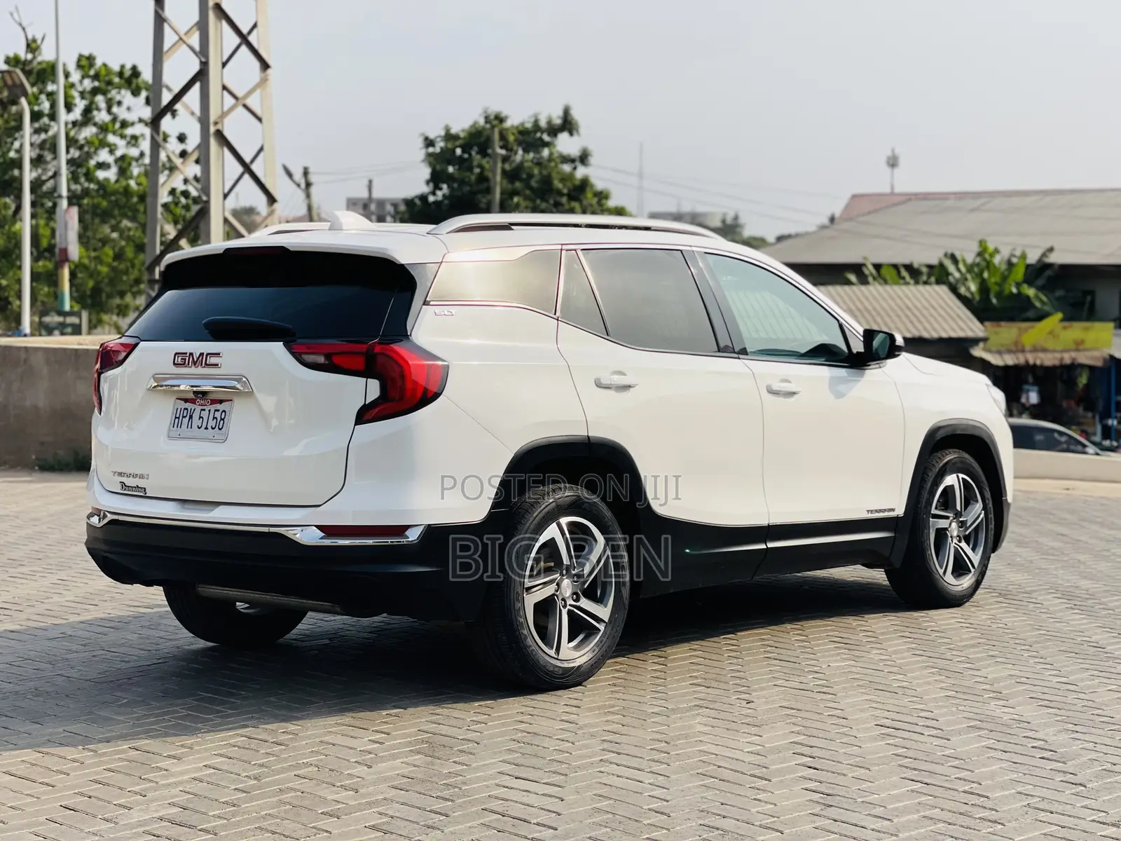 GMC Terrain 2021 White