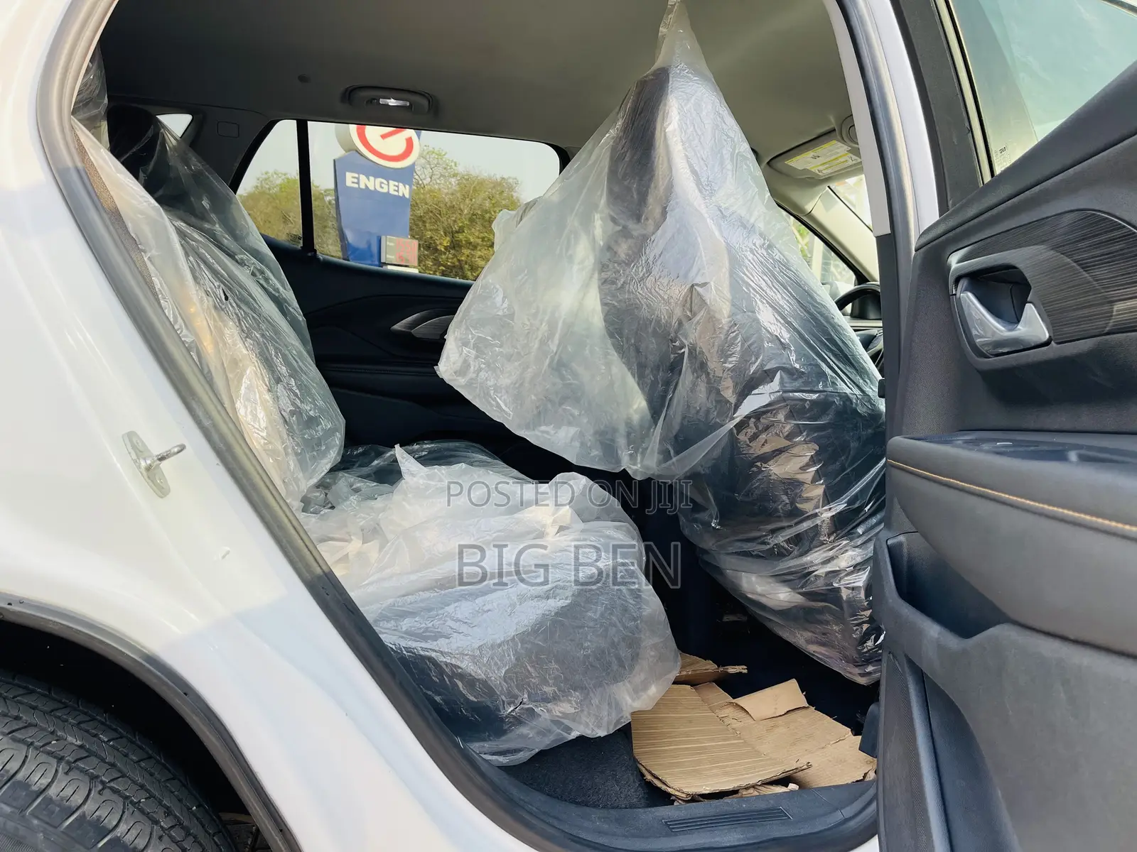 GMC Terrain 2021 White