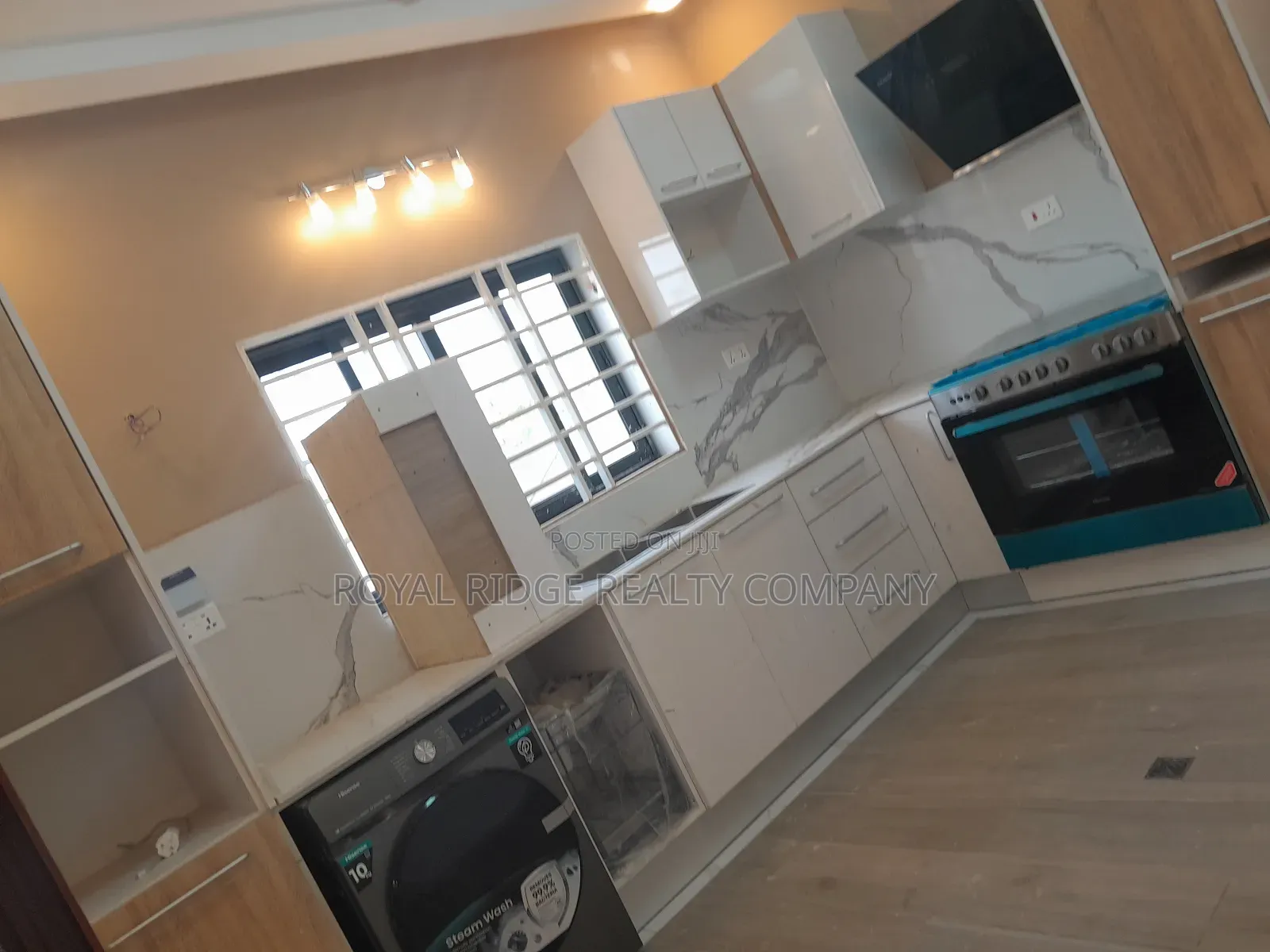 4bdrm Townhouse/Terrace in Spintex, Accra Metropolitan for sale