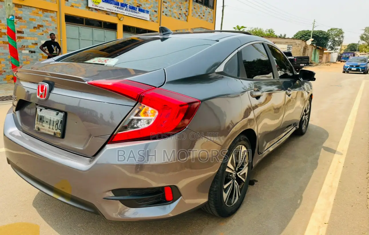 Honda Civic EX-T 4dr Sedan (1.5L 4cyl) 2017 Gray