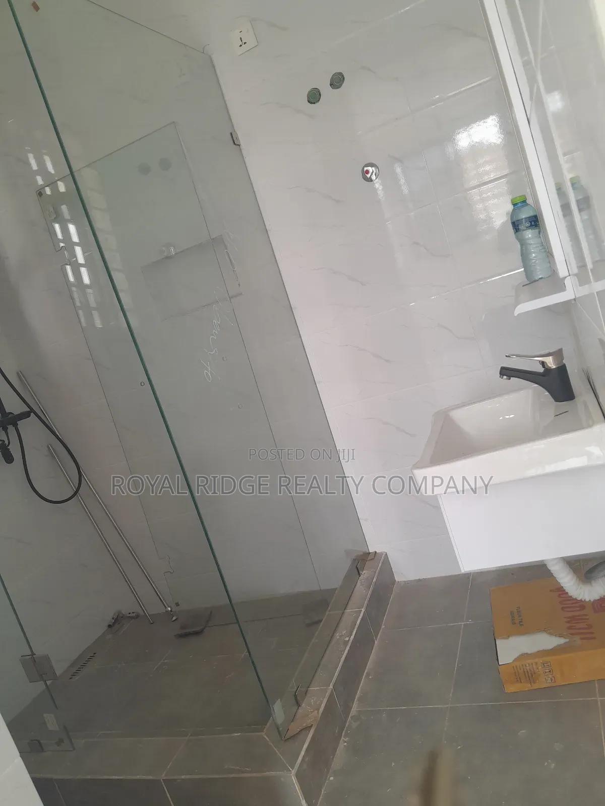 4bdrm House in Spintex, Accra Metropolitan for sale