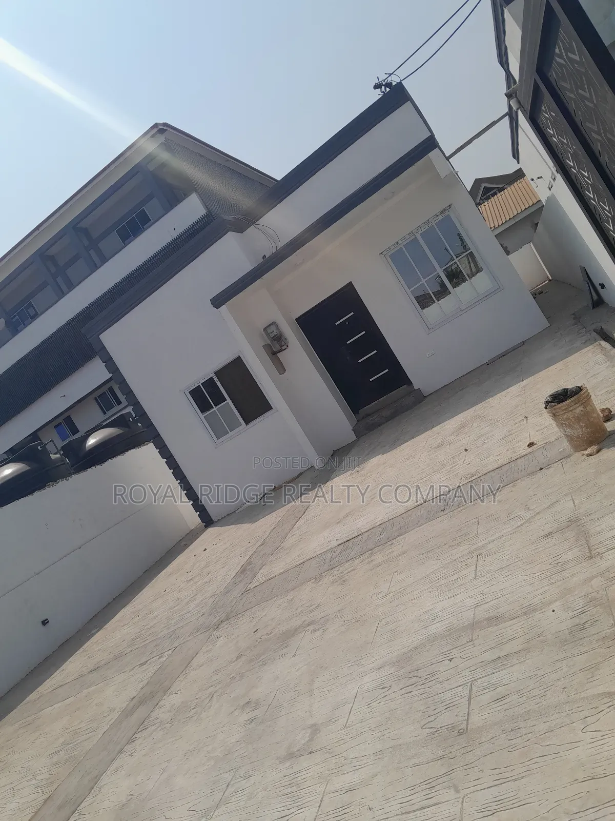3bdrm House in Spintex Ecobank, Accra Metropolitan for sale