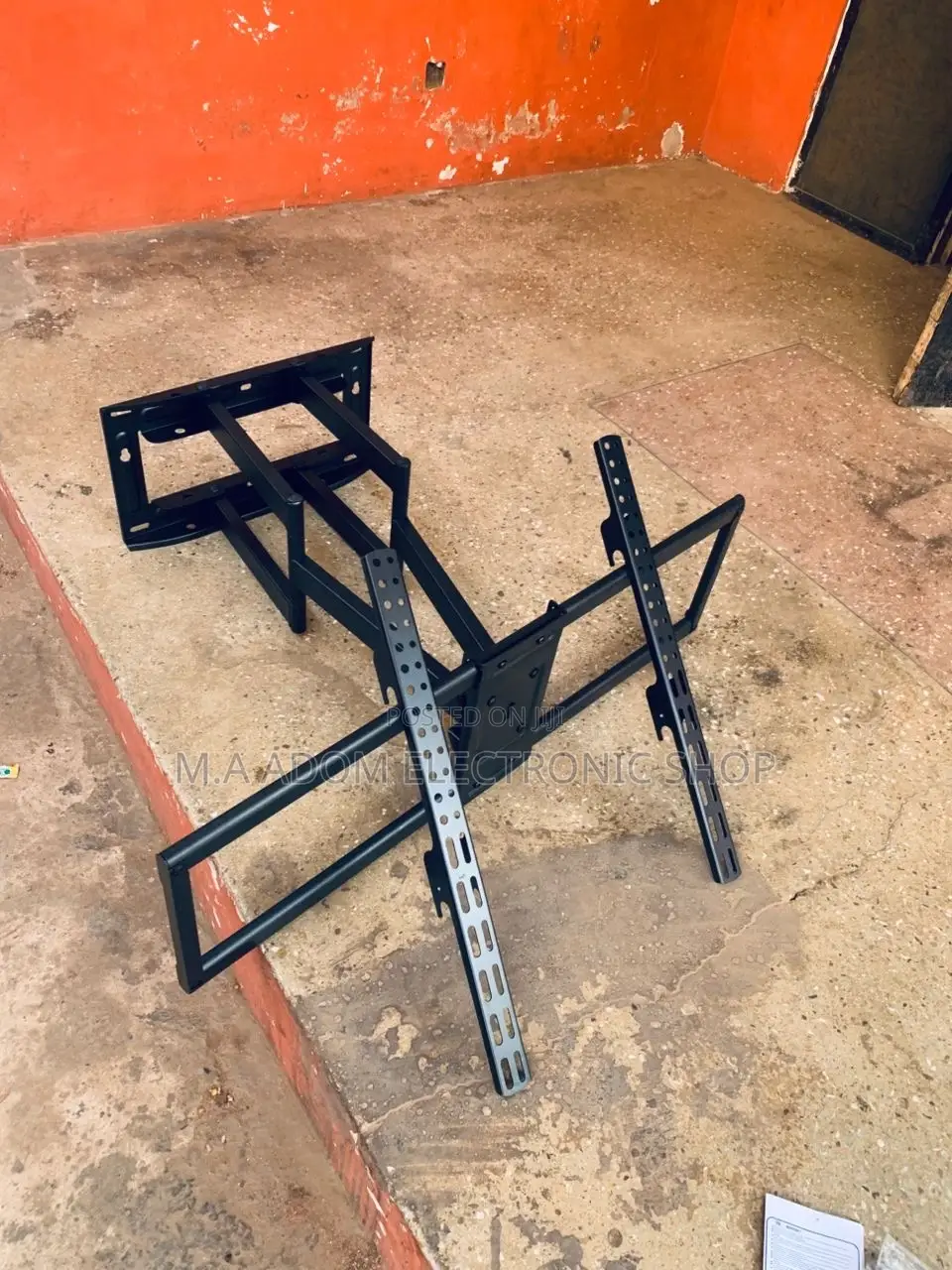 Say Goodbye to Neck Strain: Adjustable TV Mount(32"-70"Tvs