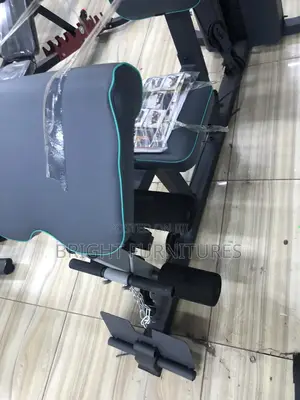 Matrix Fitness Training Machine