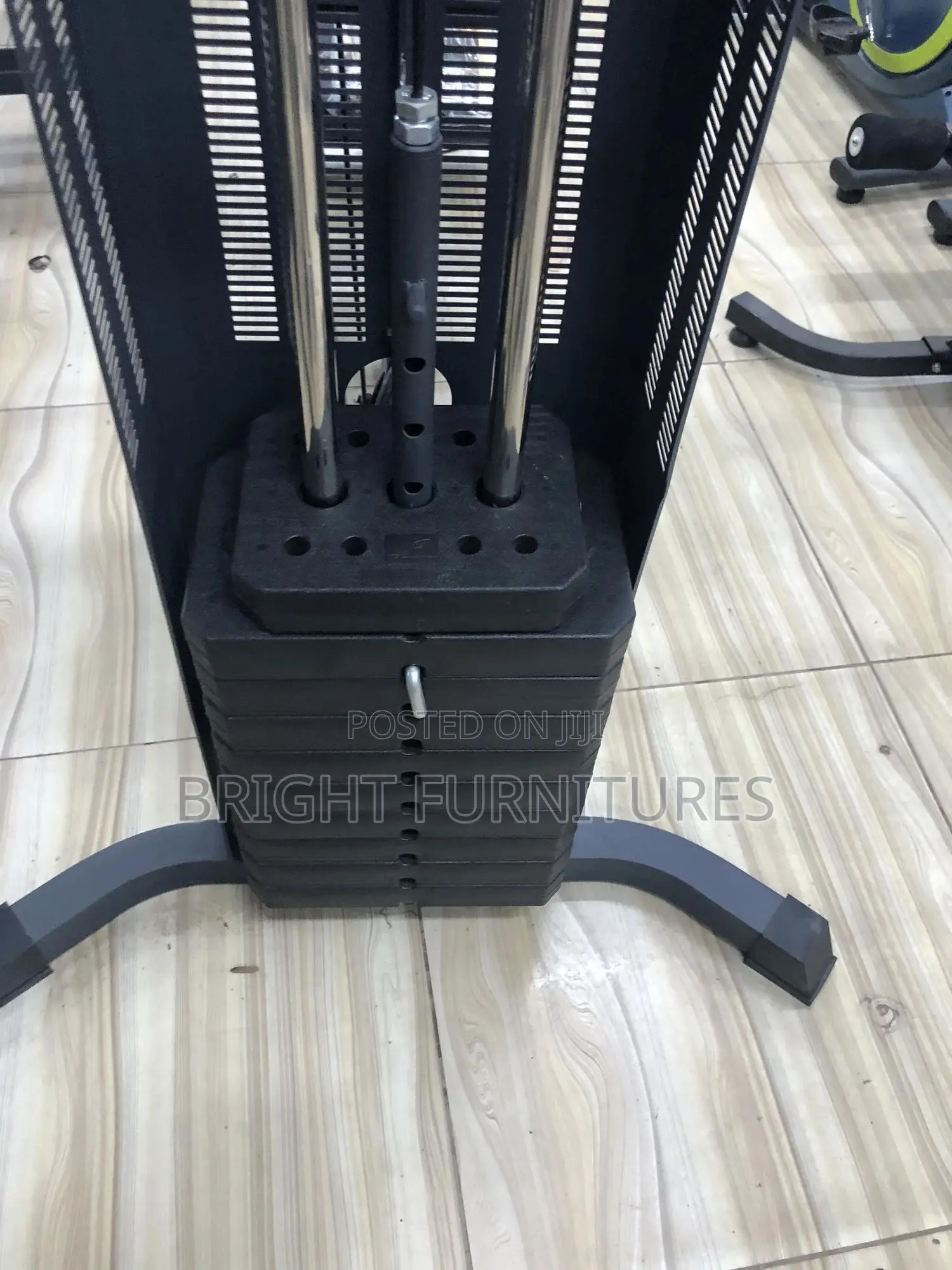 Matrix Fitness Training Machine